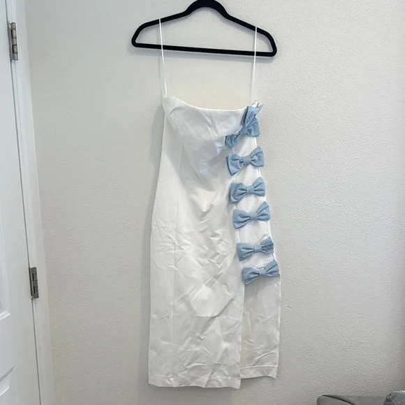 NWT BHLDN - Strapless Side-Bow Asymmetrical Midi Dress - White and Blue - Size M - Picture 3 of 9